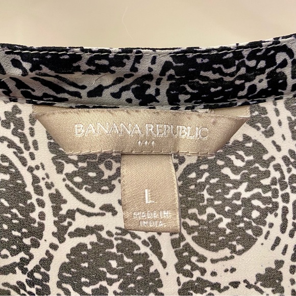 Sheer Banana Republic Blouse - Picture 2 of 3